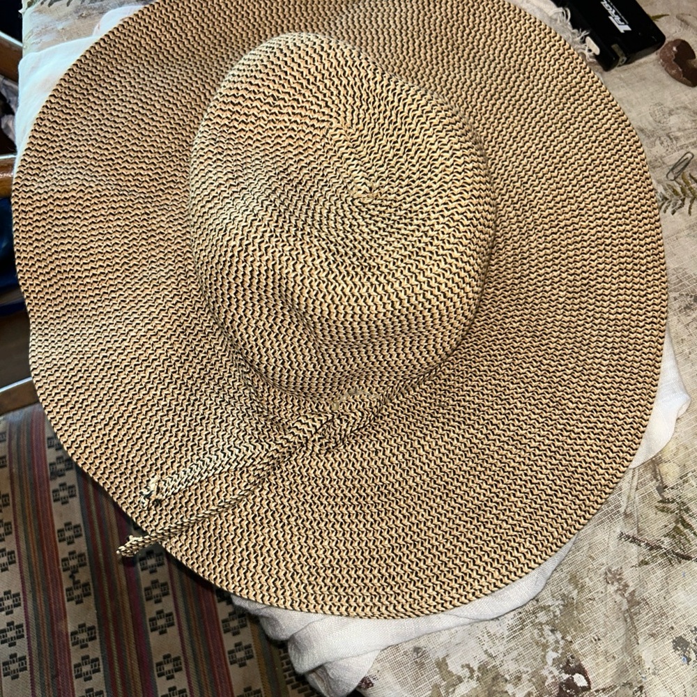 David and Young Tan Woven Hat